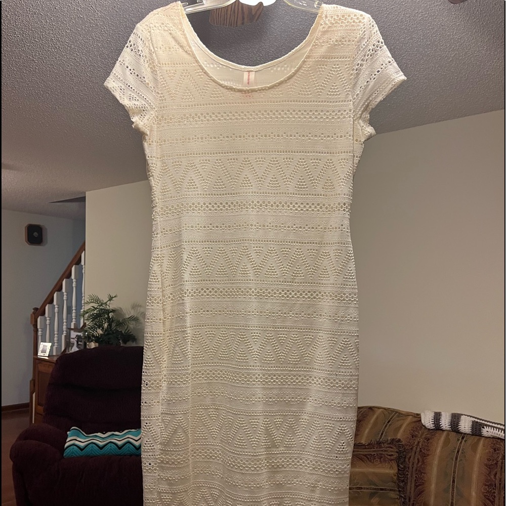 4/$25 Size medium Lace Dress